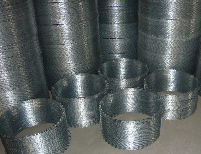 10kg 8m/Coil Razor Blade Barbed Wire BTO18 Cold Galvanized Spiral Fence 0