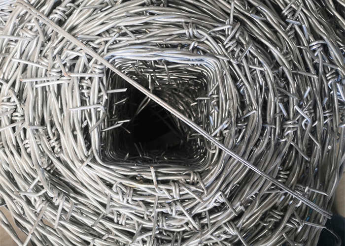 12x14 12 Gauge Barbed Wire Coil Bright White Barbed Wire Bunnings