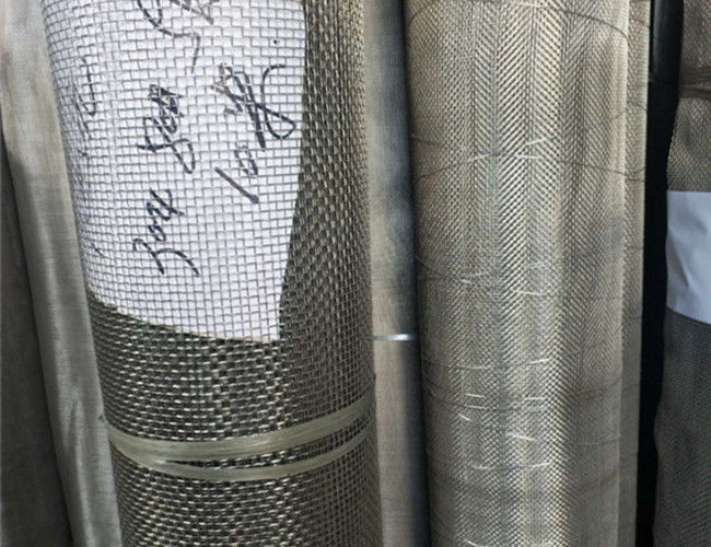 10.9mm 2mm Diameter Window Screen Wire Mesh Flameproof PVC Coated Fibreglass Mesh 1