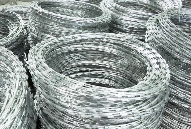 50cm Cross Razor Barbed Wire Military Security Hot Dipped Galvanized 0