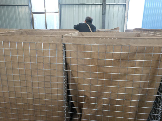 20 Cells 2.21m Galvanized Welded Gabion Baskets 5mm Gabion Baskets 300g/M2 1