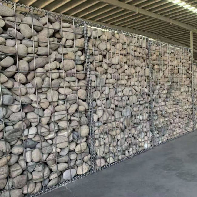 Durable 4.5mm Gabion Welded Wire Mesh Hot Dipped Galvanized Iron 1