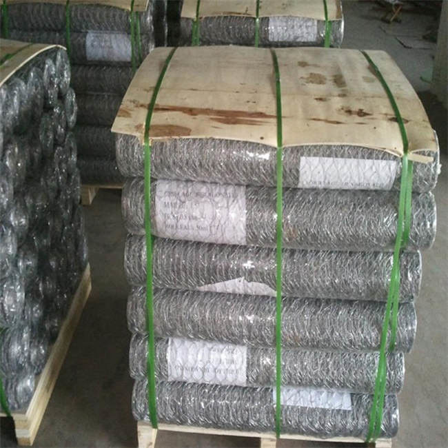 304 Stainless Steel Chicken Mesh Fence Hexagonal AISI EN10223 4