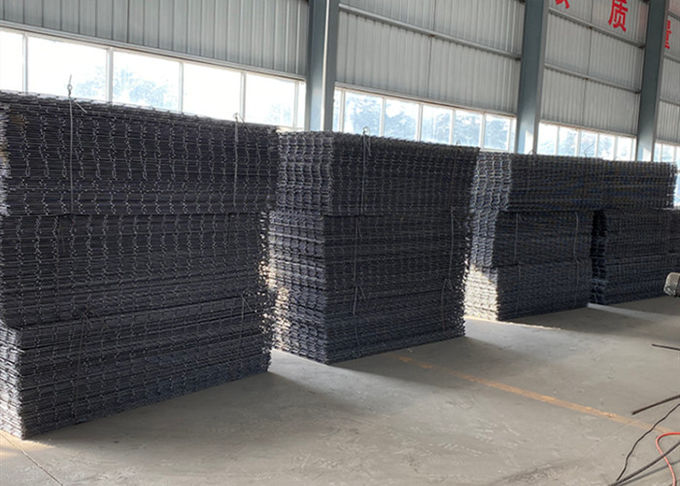 F52 F62 Reinforcing Concrete Metal Mesh 5x2.15m 6x2.4m Low Carbon Steel 3