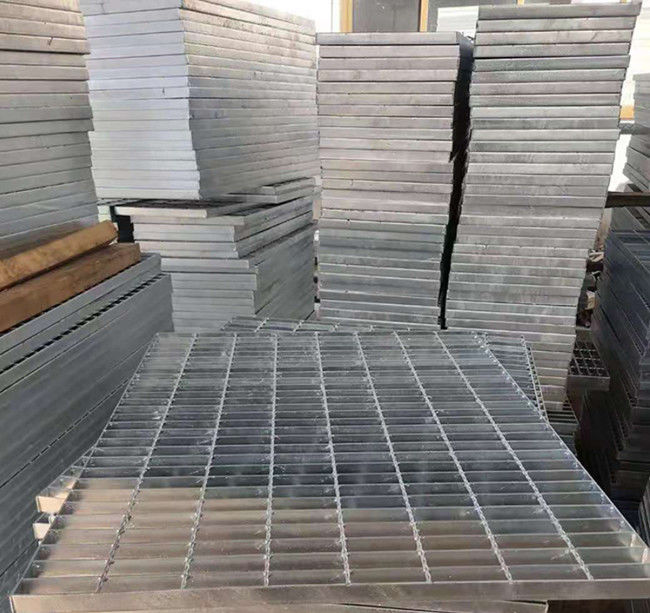 Q235 Galvanized Steel Round Metal Drain Grates Bar Panels Customized 0