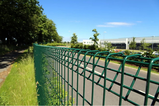 L2.3m 6mm Dia BRC Roll Top Mesh Fence Panels Hot Dipped Galvanized 0