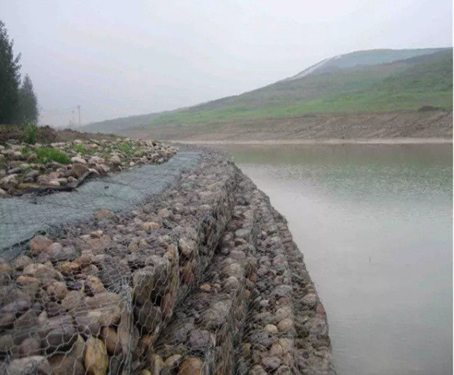 Reinforced Galfan Gabion Mesh Box For Earth Retention And Steep Slope Protection 3