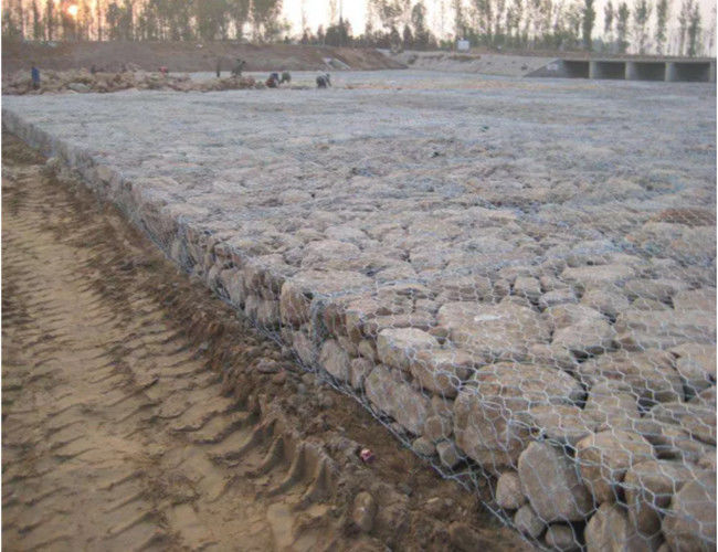 0.5m High Woven Galvanized Gabion Box Pvc Coated Dam Reinforcement 2