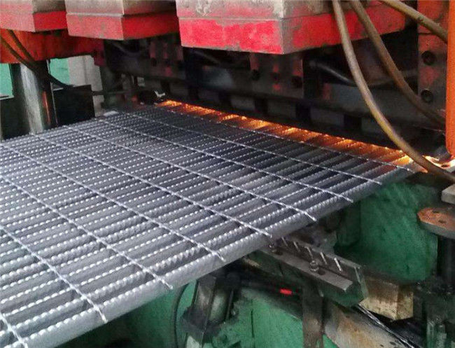Anti Corrosion Steel Serrated Bar Grating Trench Cover Drain Grill 1